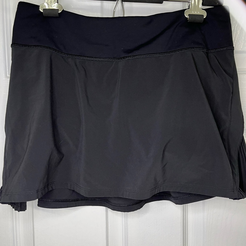 Lululemon Black Pleated Tennis Skort Size 6 Built-In Shorts Athleisure